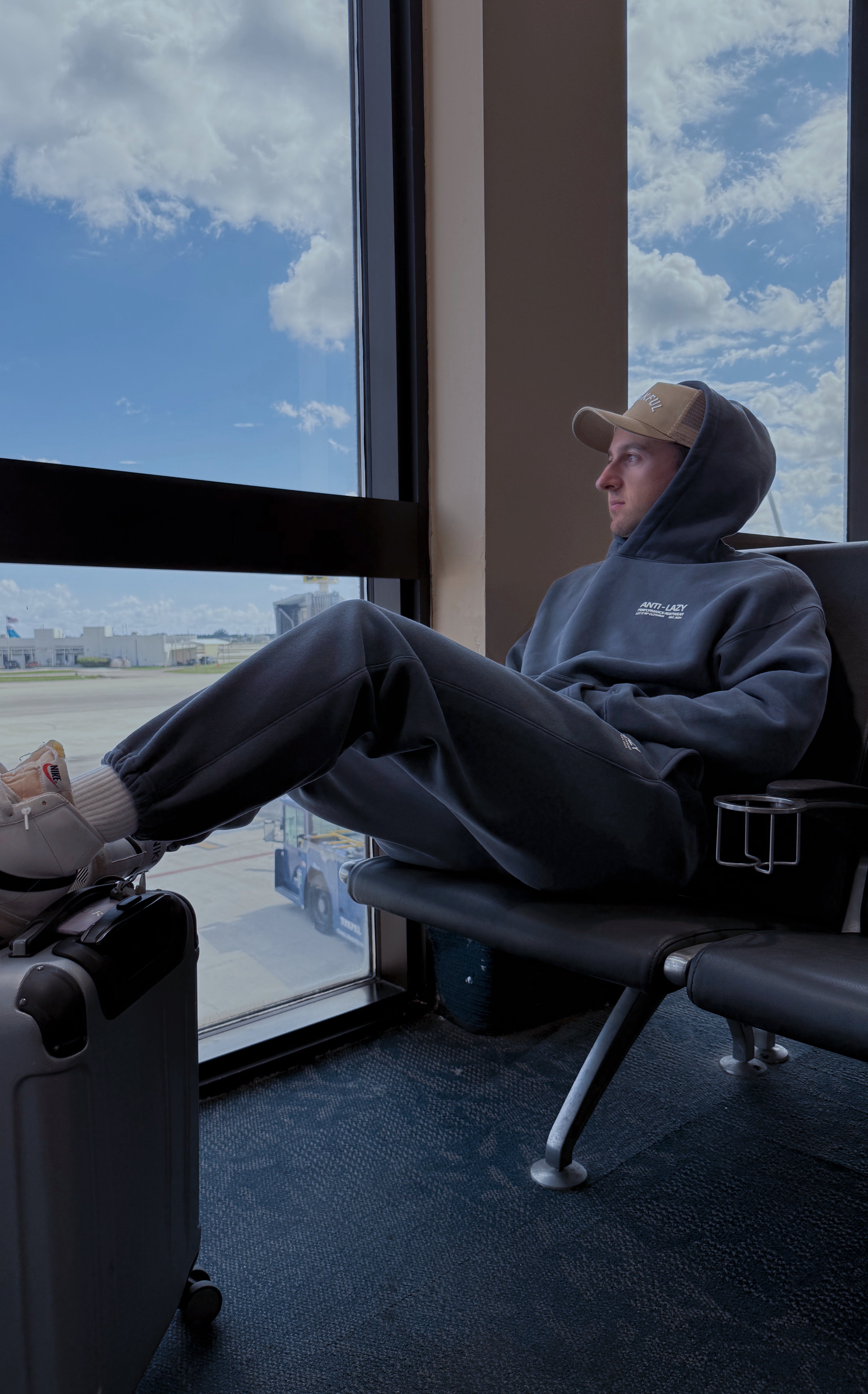 THE PERFORMANCE RESTWEAR SET