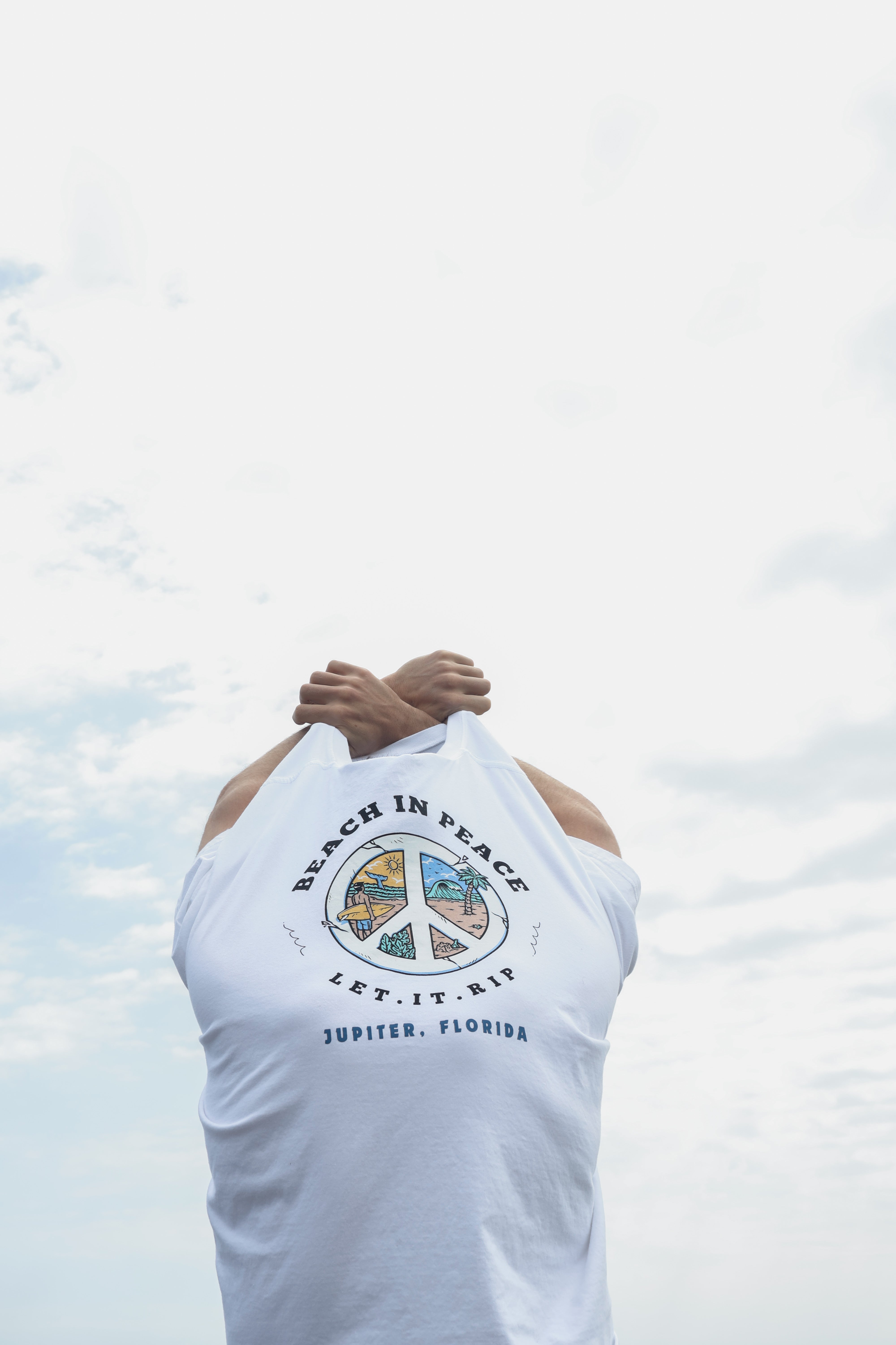 BEACH IN PEACE TEE