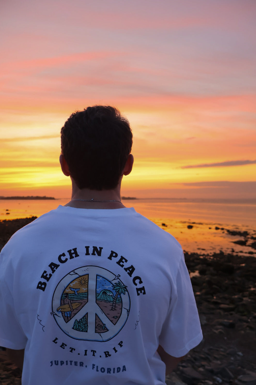 BEACH IN PEACE TEE